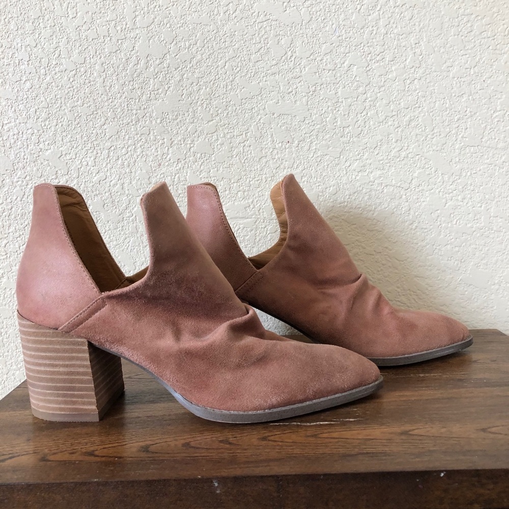 New- Report Women's Tonya Ankle Boot